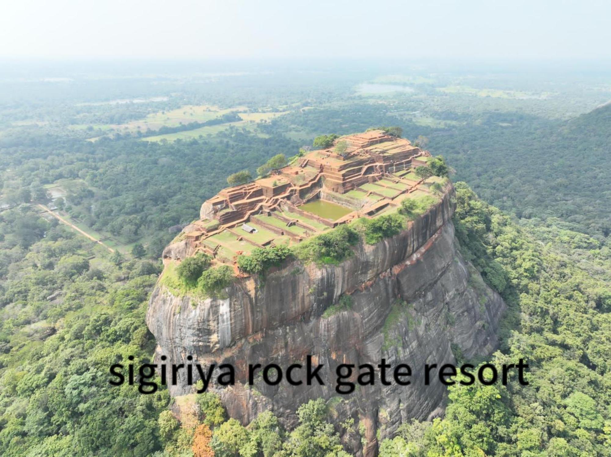 Sigiriya Rock Gate Resort Exterior photo